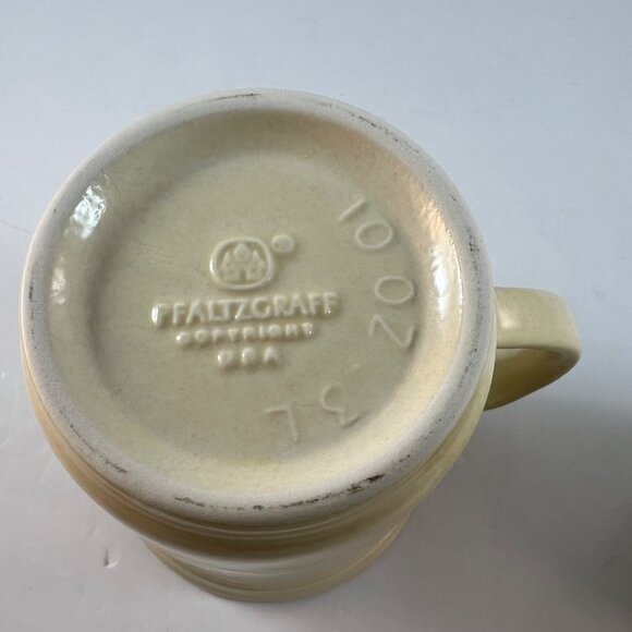 Pfaltzgraff Village Coffee Mugs Tea Cups Lot of 2 Made in USA No Crazing! - Picture 8 of 10
